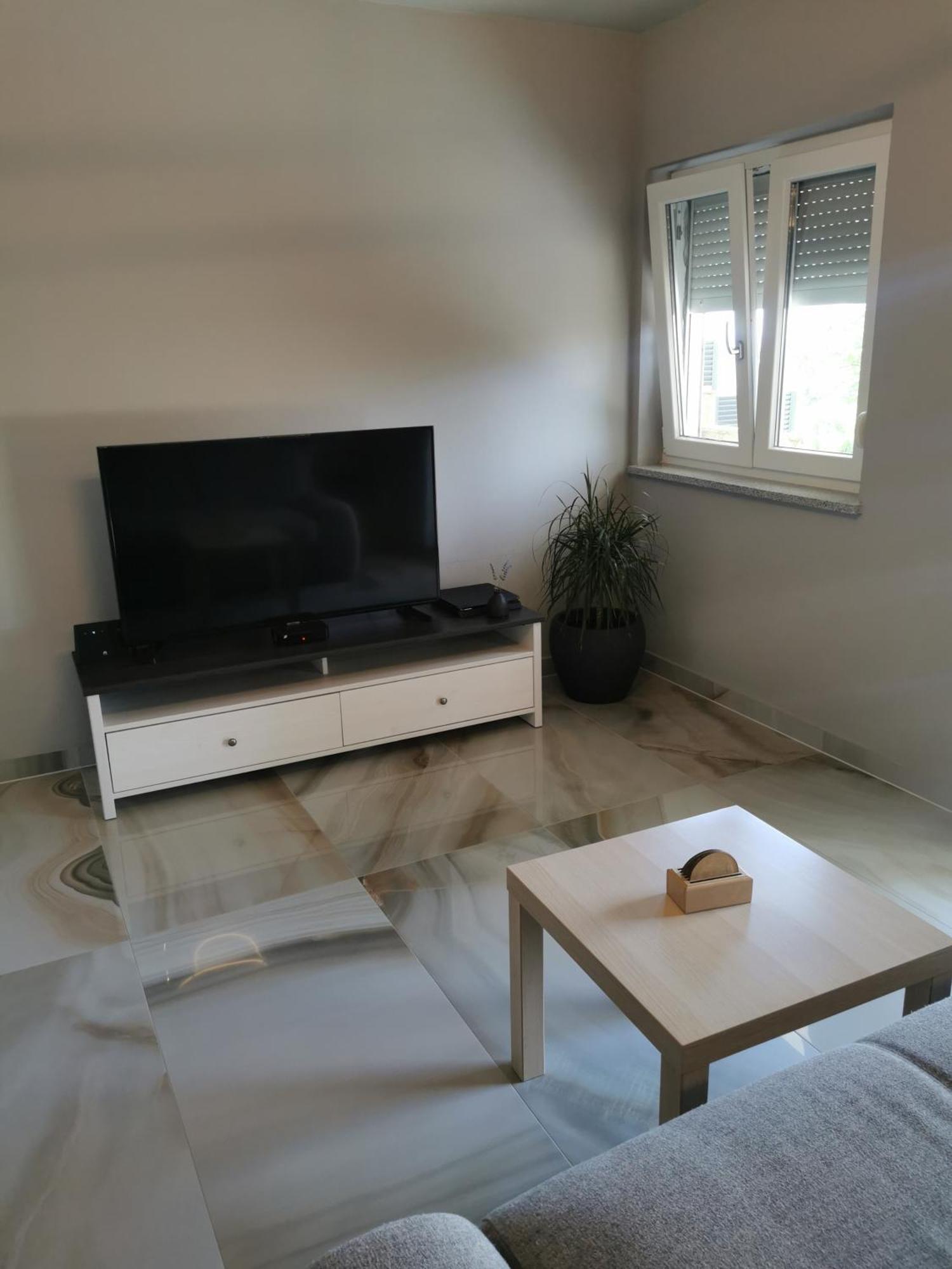 Apartment Luki 波威尔 外观 照片